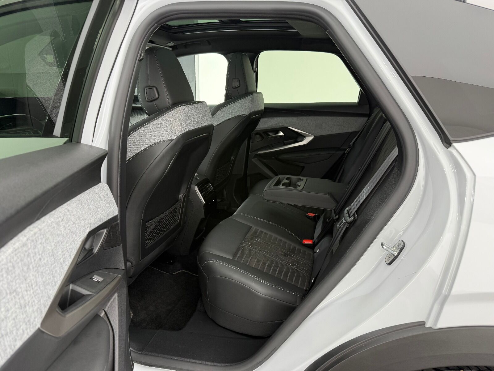 Peugeot 3008 1.2 Hybrid GT e-DCS6 - 2026 - Detay