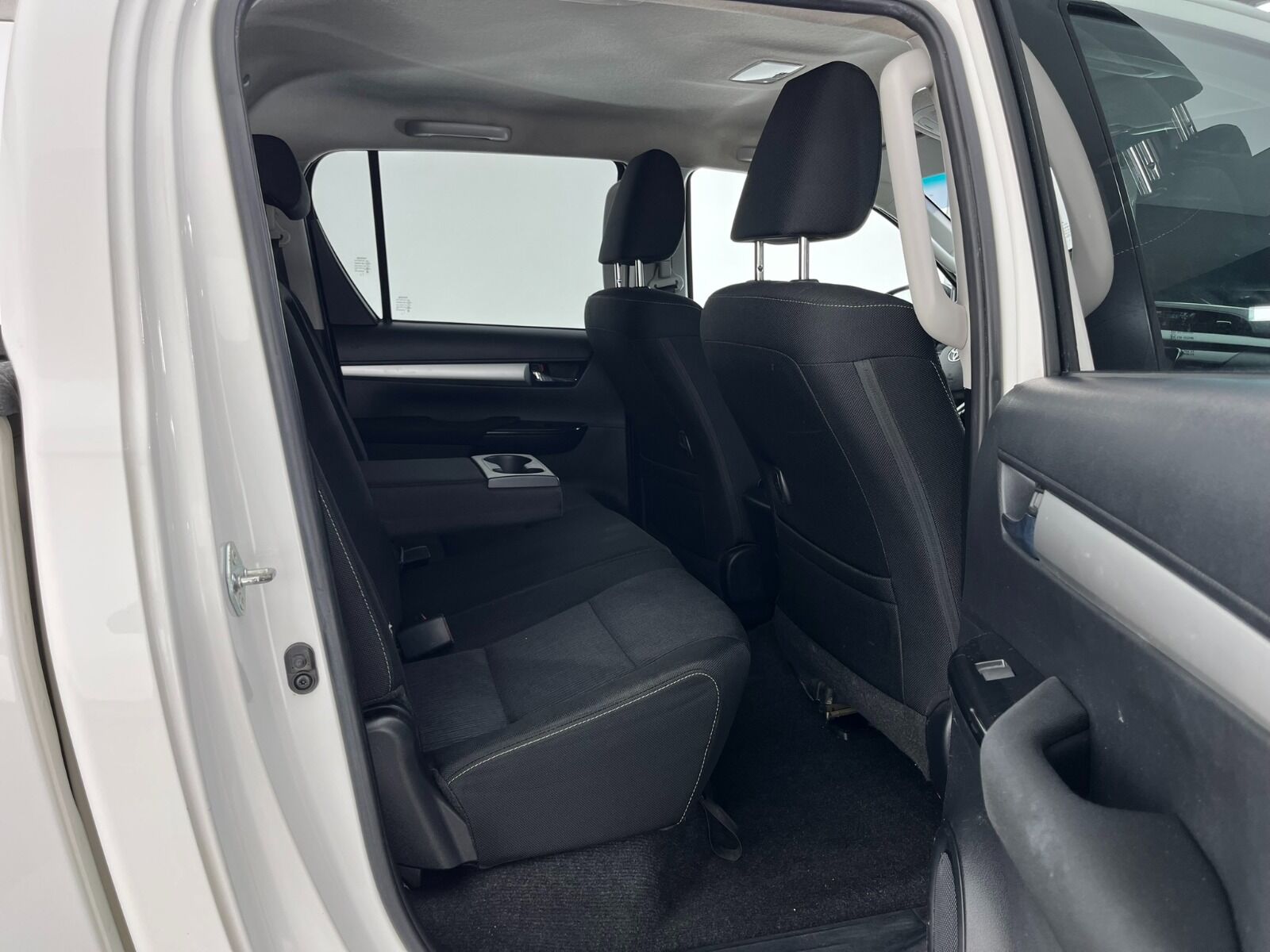 Toyota Hilux Hi-Lux 2.4 D-4D 4x2 Adventure - 2021 - Detay