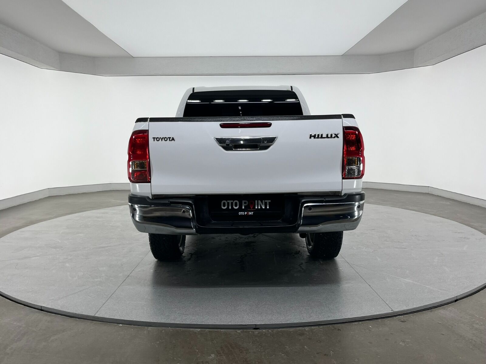 Toyota Hilux Hi-Lux 2.4 D-4D 4x2 Adventure - 2021 - Detay