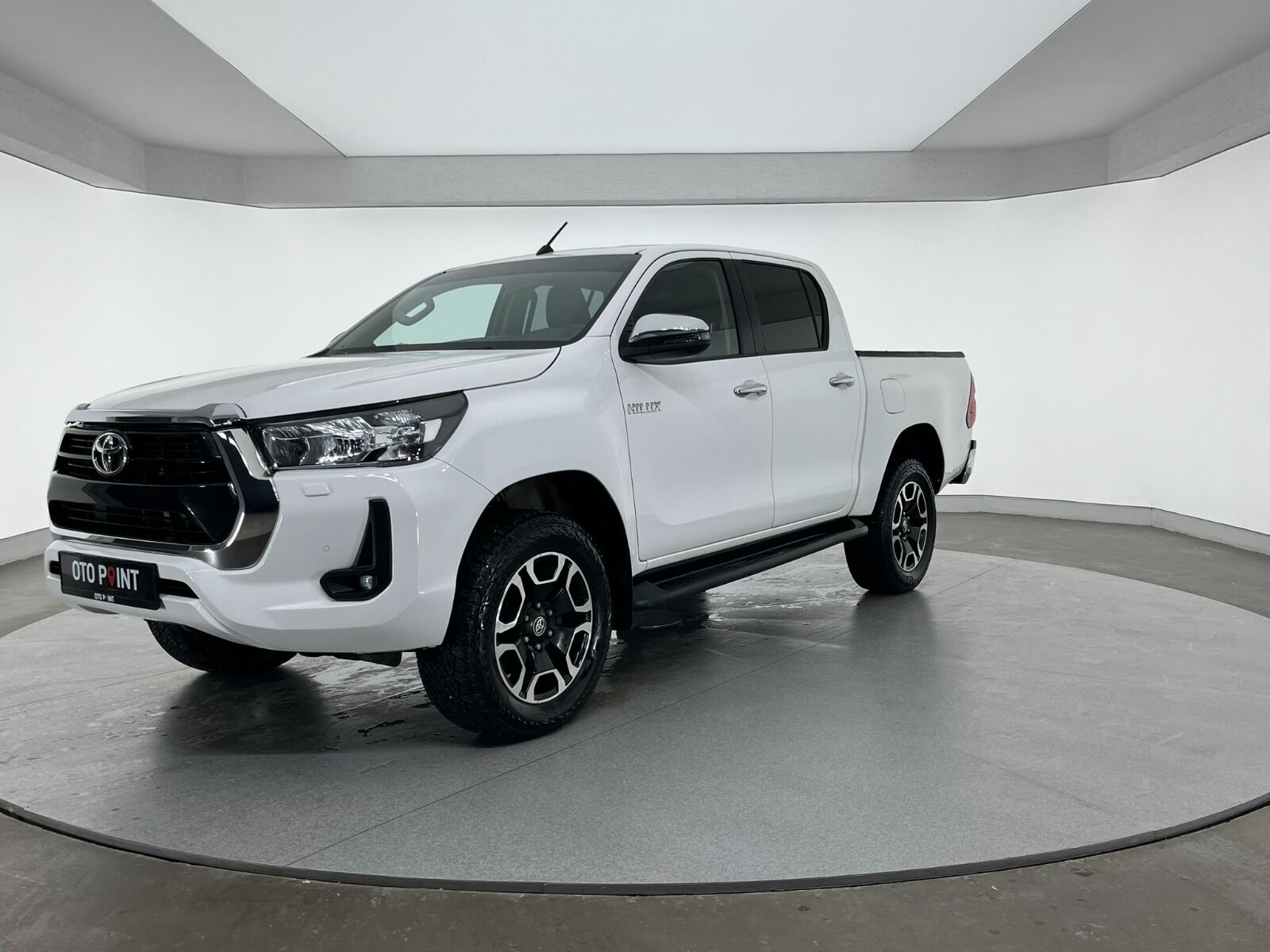 Toyota Hilux Hi-Lux 2.4 D-4D 4x2 Adventure - 2021 - Detay
