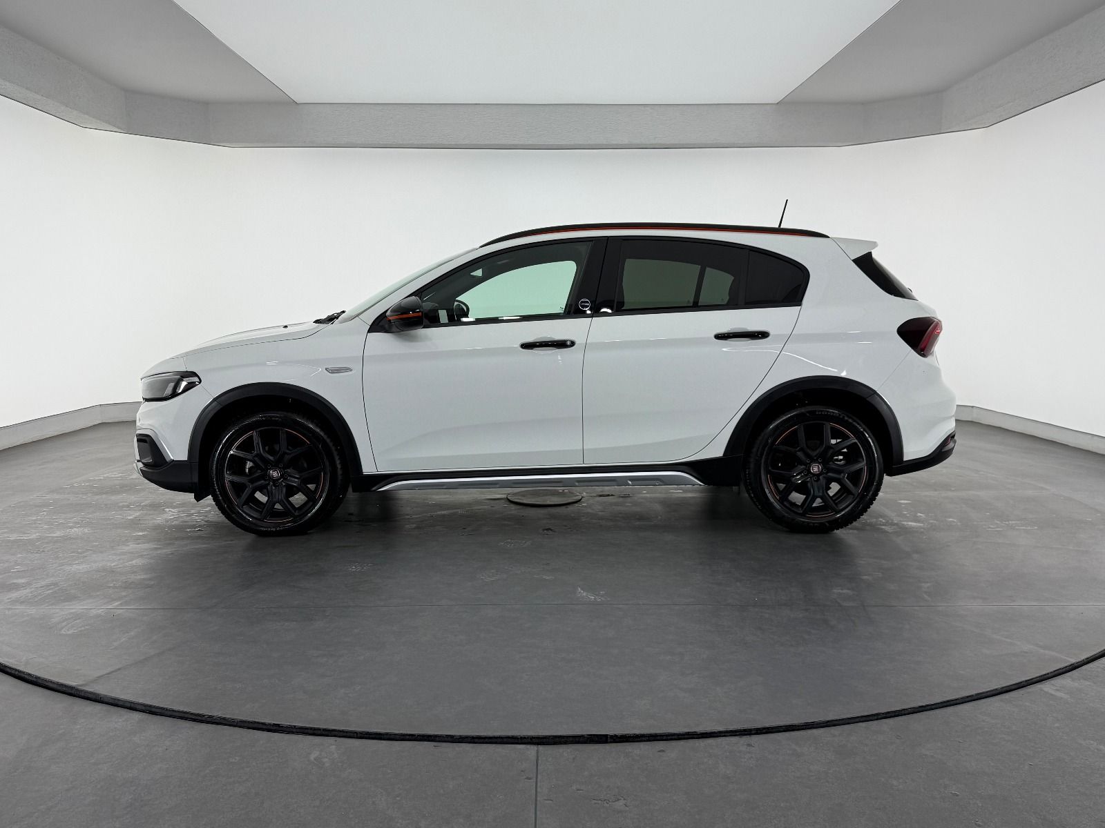 Fiat Egea Cross 1.6 MultiJet Limited GSR DCT TRCN+ - 2025 - Detay