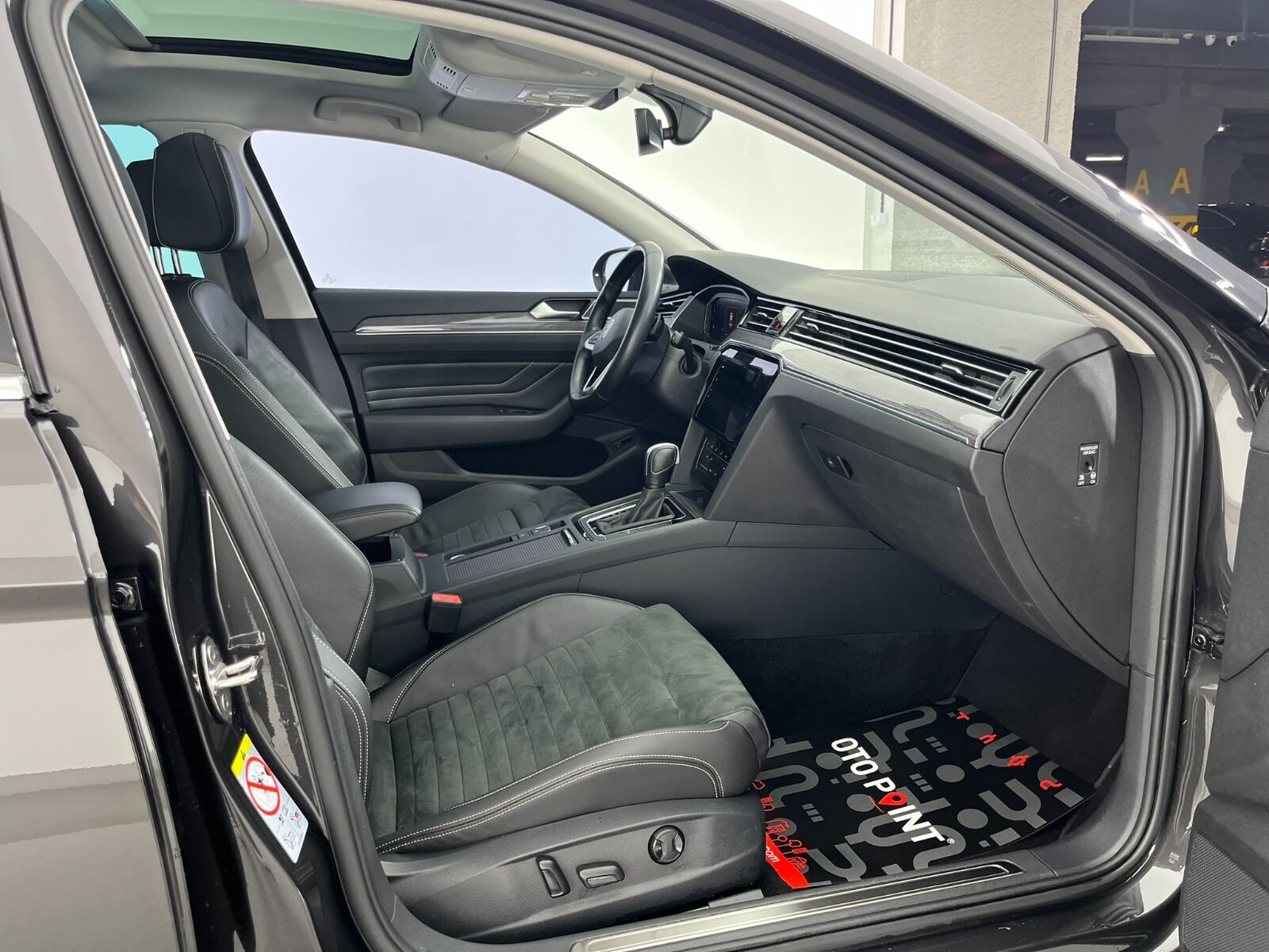 Volkswagen Passat Sedan 1.5 TSI ACT Elegance DSG - 2022 - Detay