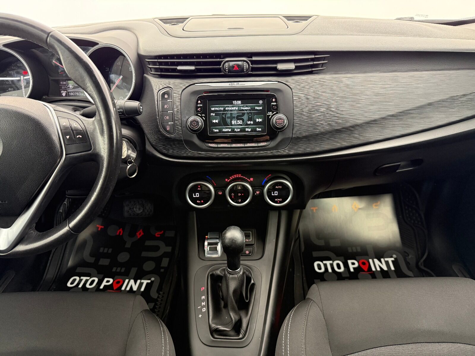 Alfa Romeo Giulietta 1.6 JTDM-2 Start&Stop Super TCT - 2016 - Detay