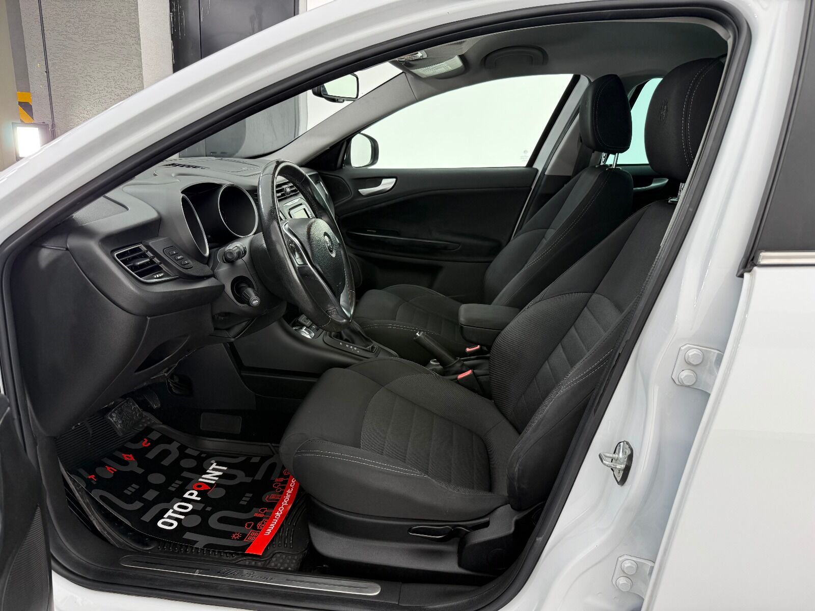 Alfa Romeo Giulietta 1.6 JTDM-2 Start&Stop Super TCT - 2016 - Detay