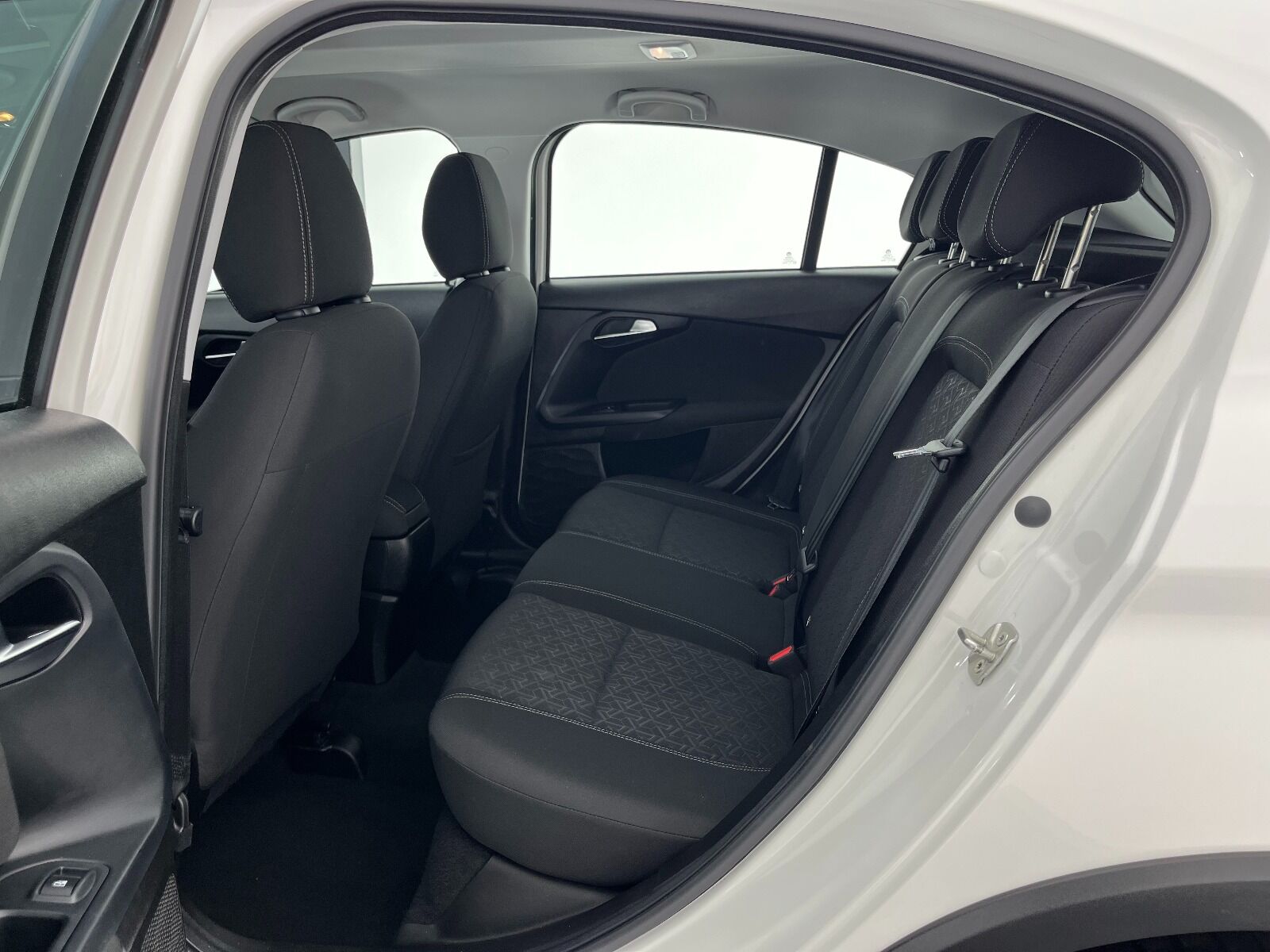 Fiat Egea Cross 1.6 MultiJet Urban GSR Traction+ DCT - 2024 - Detay