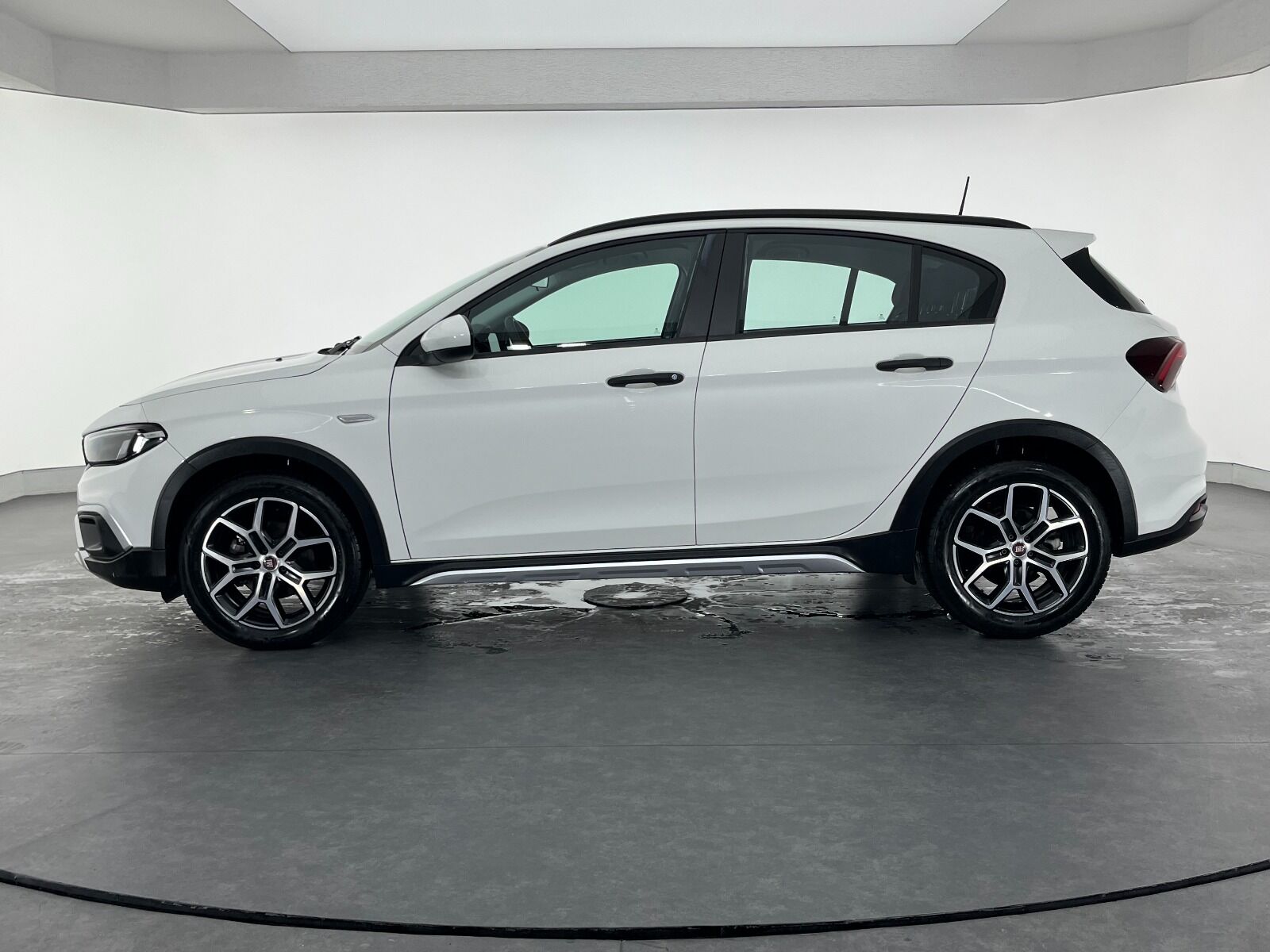 Fiat Egea Cross 1.6 MultiJet Urban GSR Traction+ DCT - 2024 - Detay