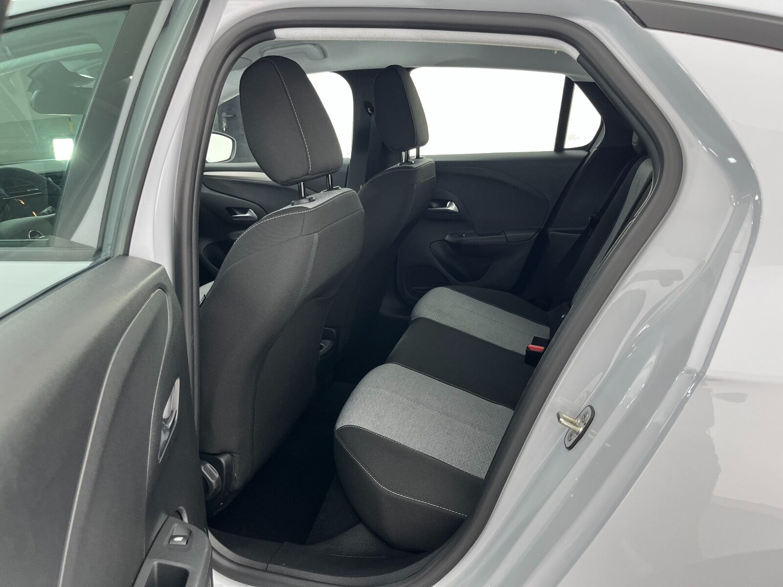 Opel Corsa 1.2 T Edition AT8 - 2025 - Detay