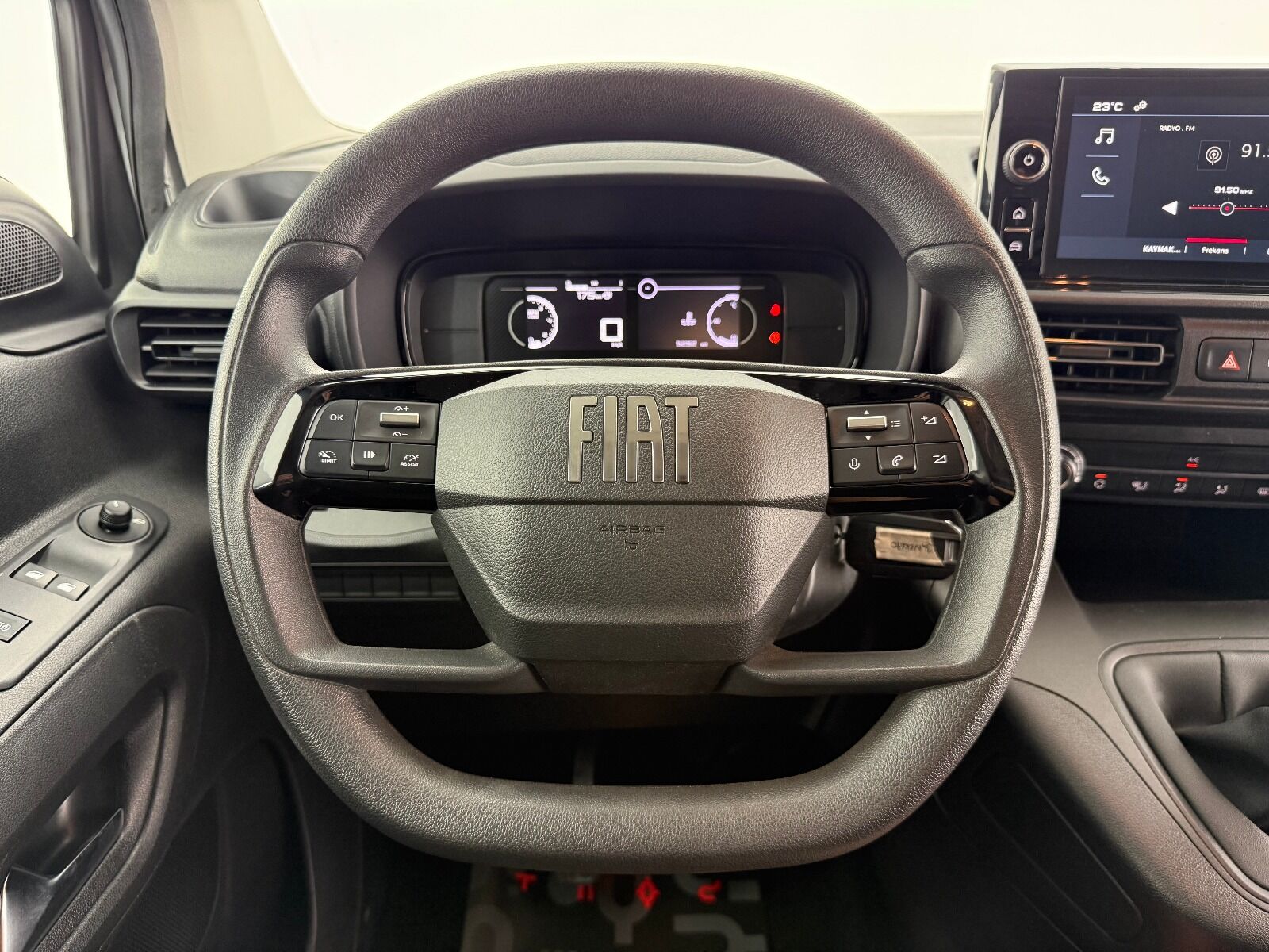 Fiat Doblo Cargo 1.5 BlueHDİ Maxi - 2025 - Detay