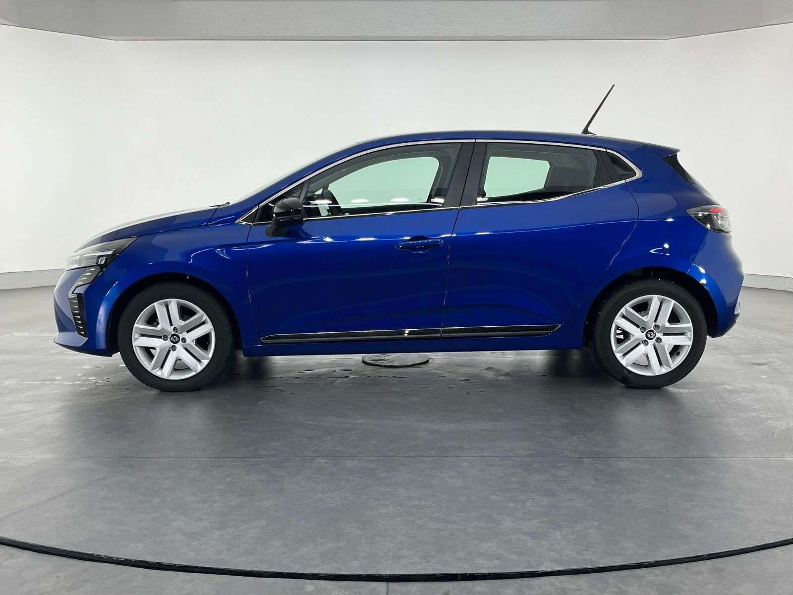 Renault Clio 1.0 TCE Evolution X-Tronic - 2025 - Detay