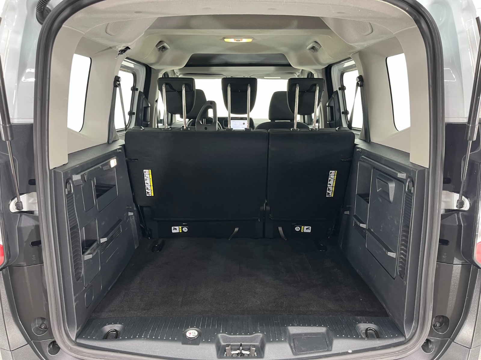 Ford Tourneo Courier Kombi 1.5 EcoBlue Deluxe - 2024 - Detay