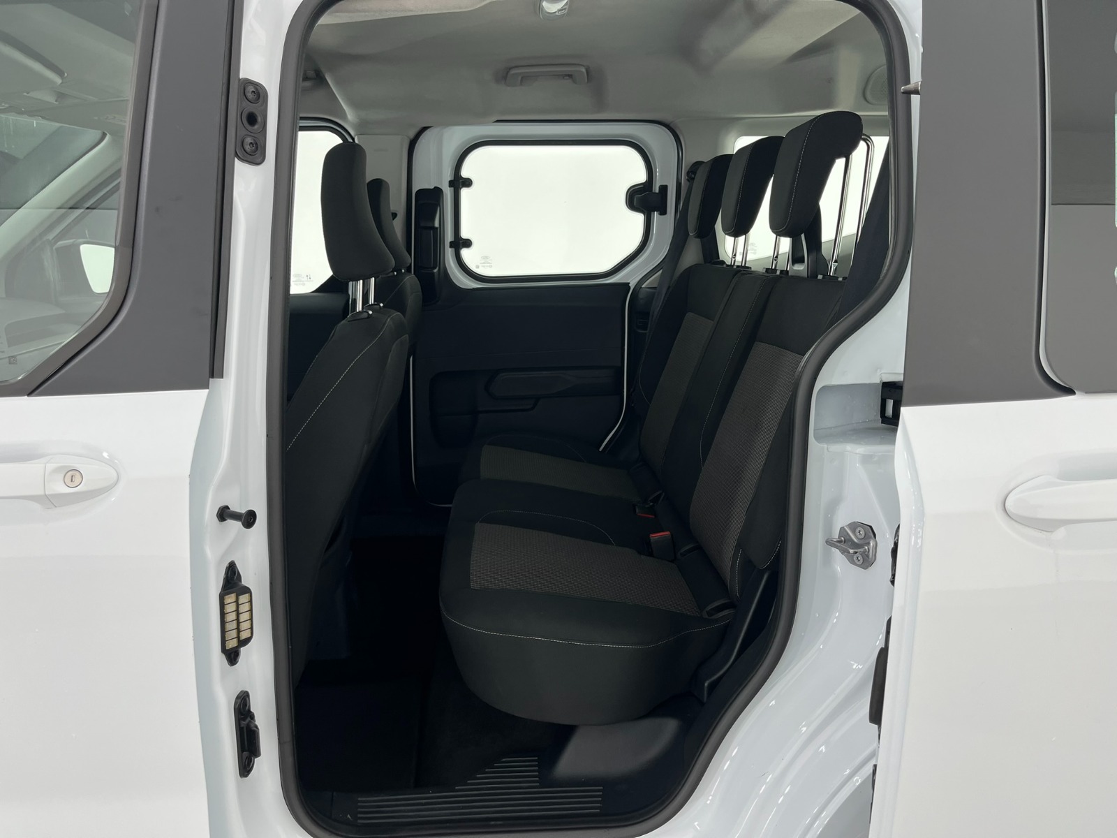 Ford Tourneo Courier Kombi 1.5 EcoBlue Deluxe - 2024 - Detay