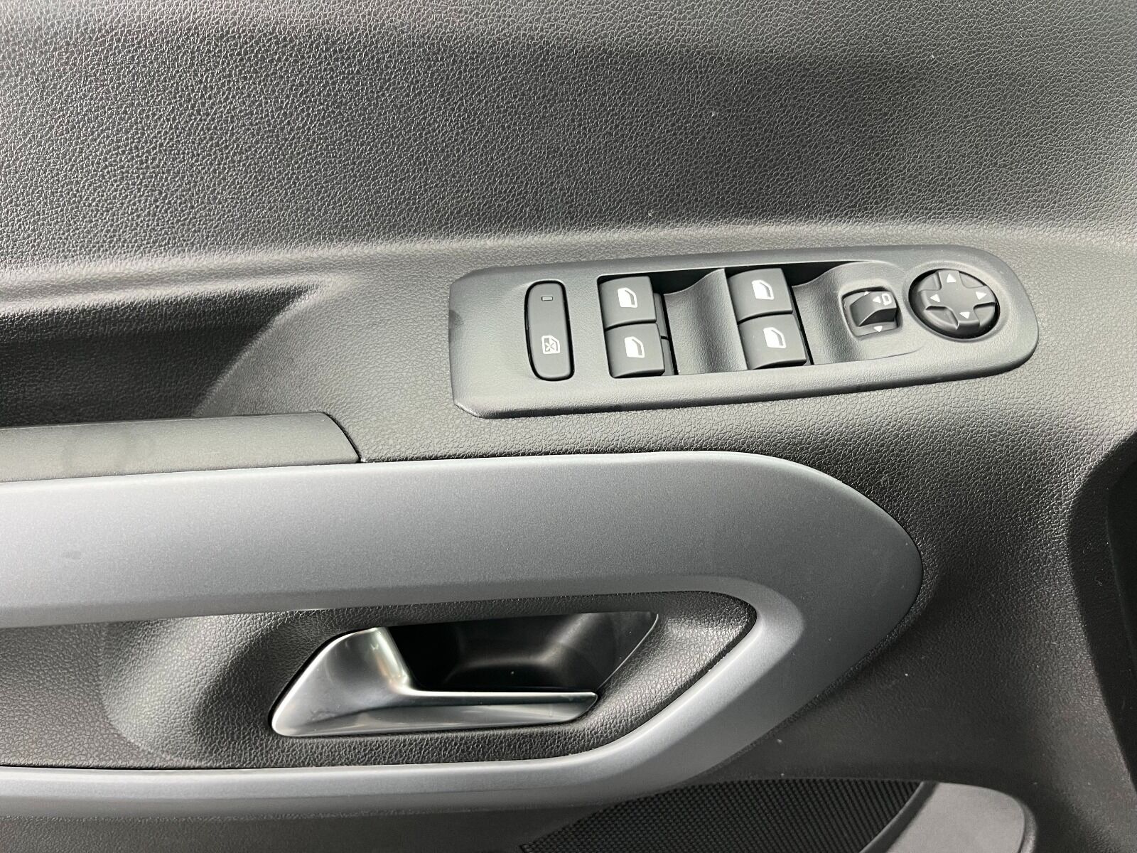 Fiat Doblo Combi 1.5 BlueHDI Premio Plus Otomatik - 2025 - Detay