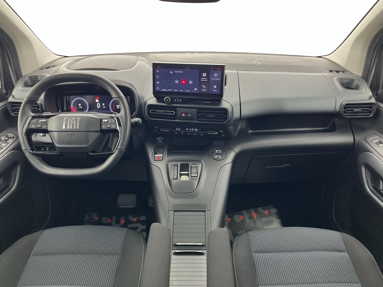 Fiat Doblo Combi 1.5 BlueHDI Premio Plus Otomatik - 2025 - Detay