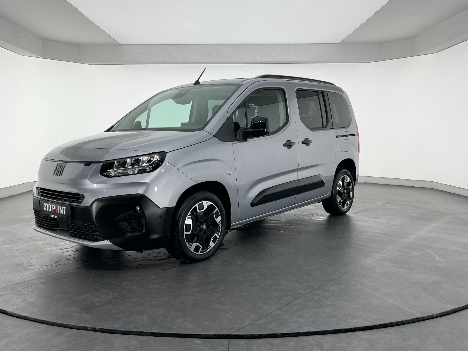 Fiat Doblo Combi 1.5 BlueHDI Premio Plus Otomatik - 2025 - Detay