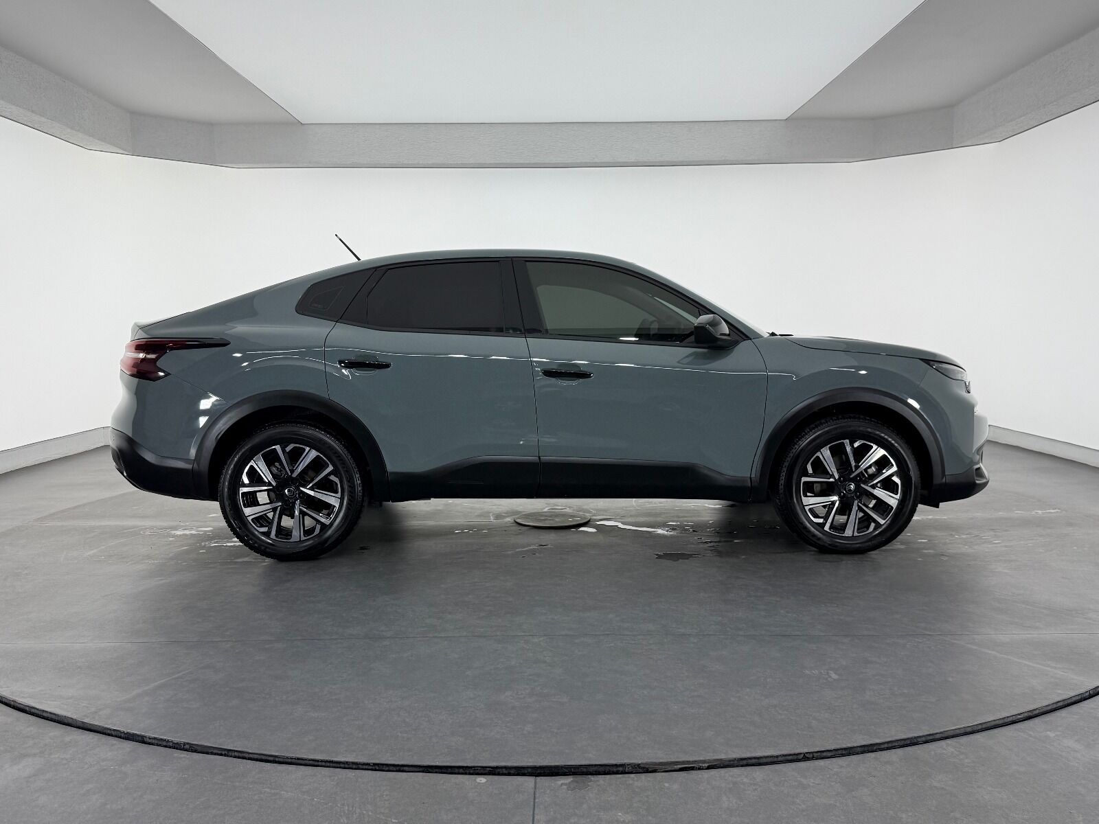 Citroen C4 X 1.2 Puretech You EAT8 - 2025 - Detay