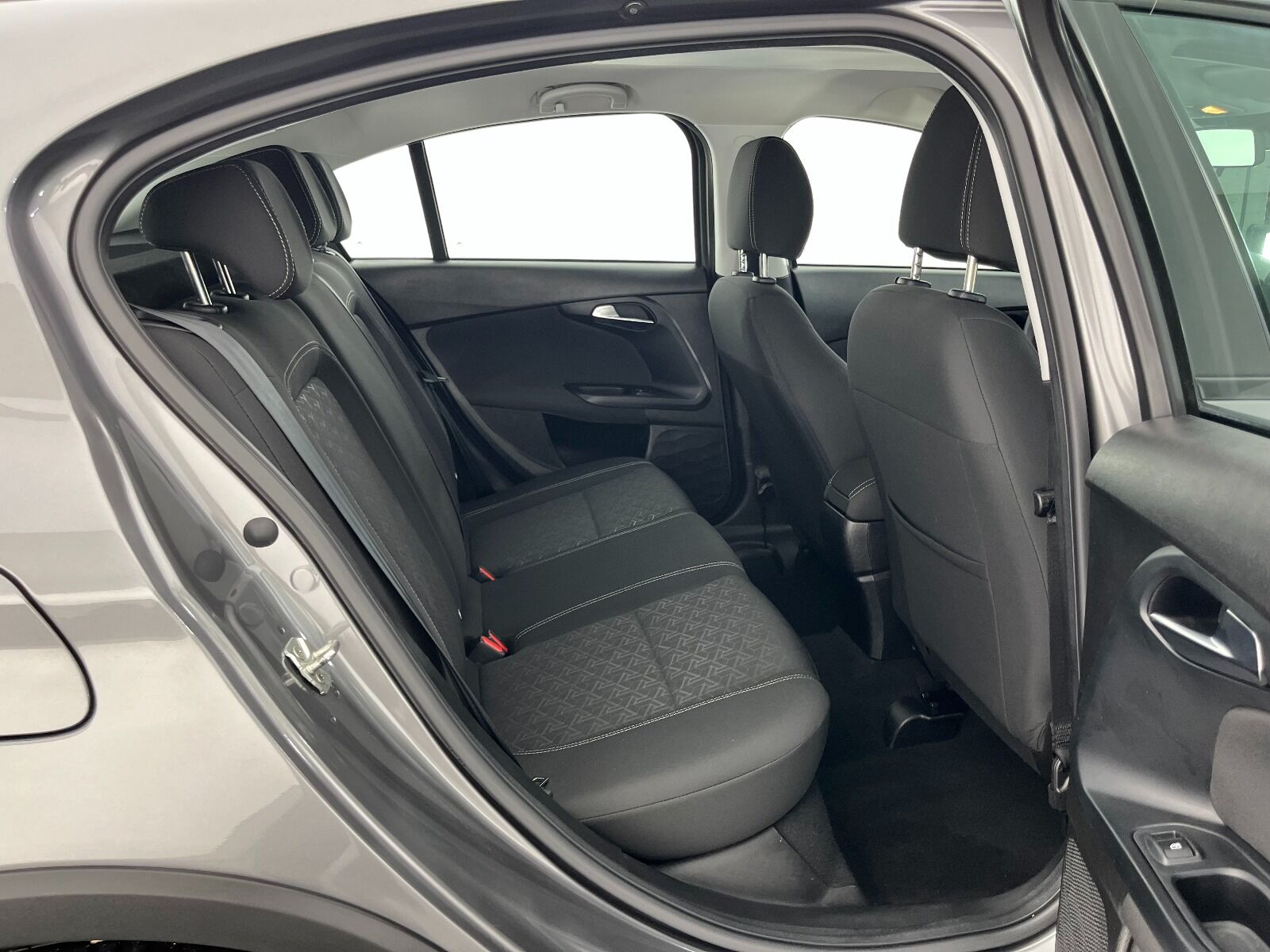 Fiat Egea Cross 1.6 MultiJet Urban GSR Traction+ DCT - 2024 - Detay