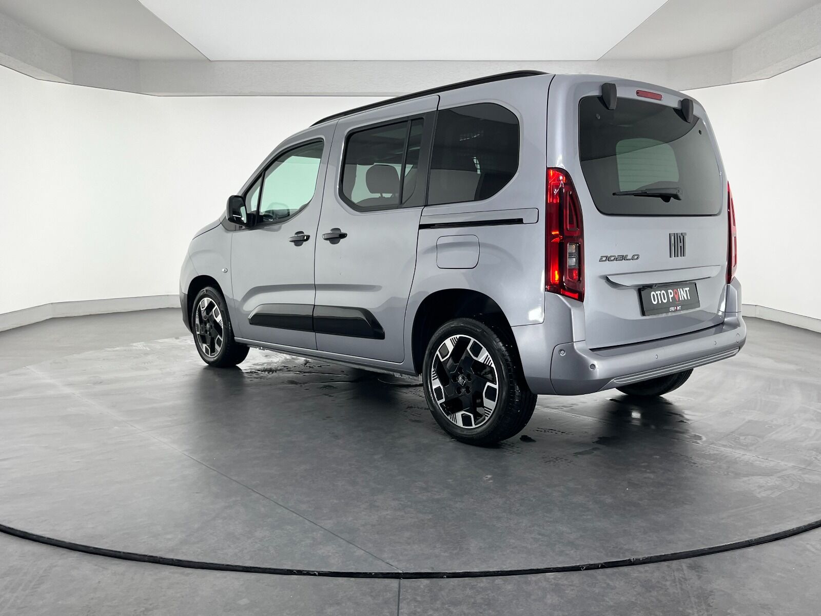 Fiat Doblo Combi 1.5 BlueHDI Premio Plus Otomatik - 2025 - Detay