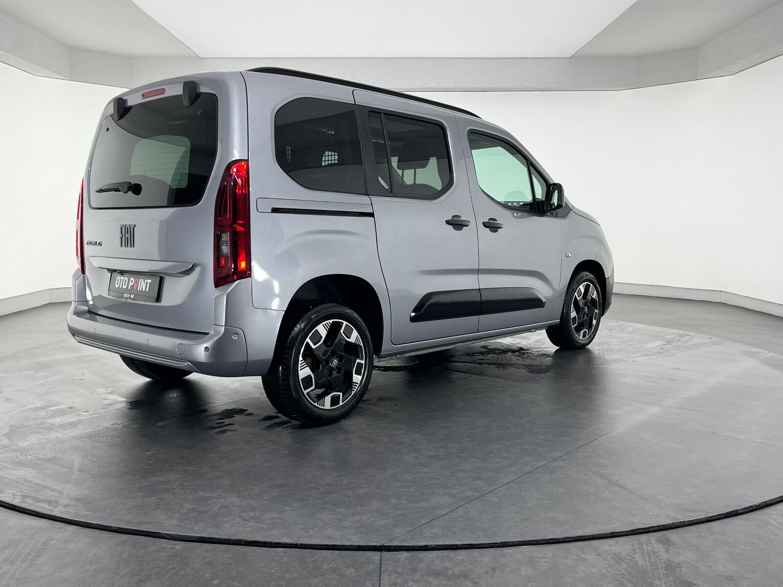 Fiat Doblo Combi 1.5 BlueHDI Premio Plus Otomatik - 2025 - Detay