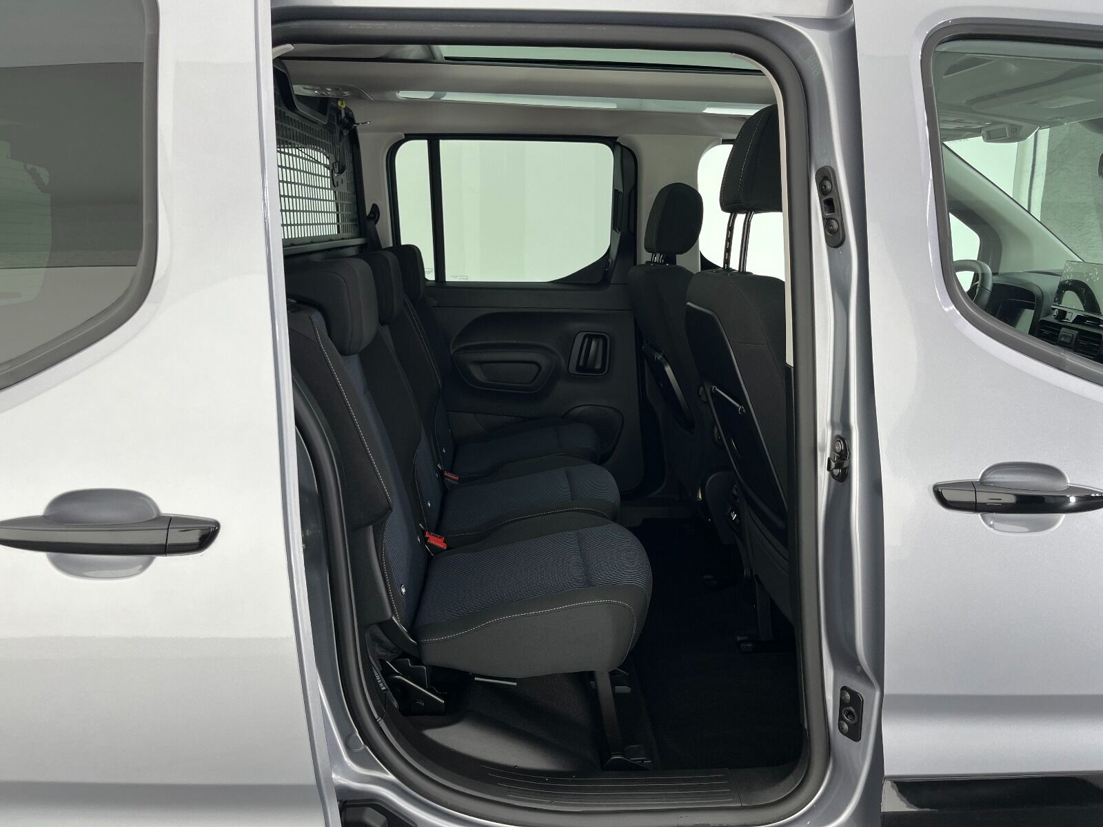 Fiat Doblo Combi 1.5 BlueHDI Premio Plus Otomatik - 2025 - Detay