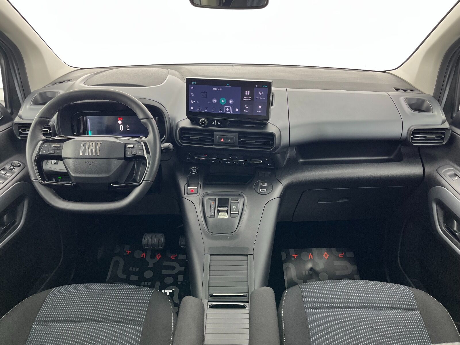 Fiat Doblo Combi 1.5 BlueHDI Premio Plus Otomatik - 2025 - Detay