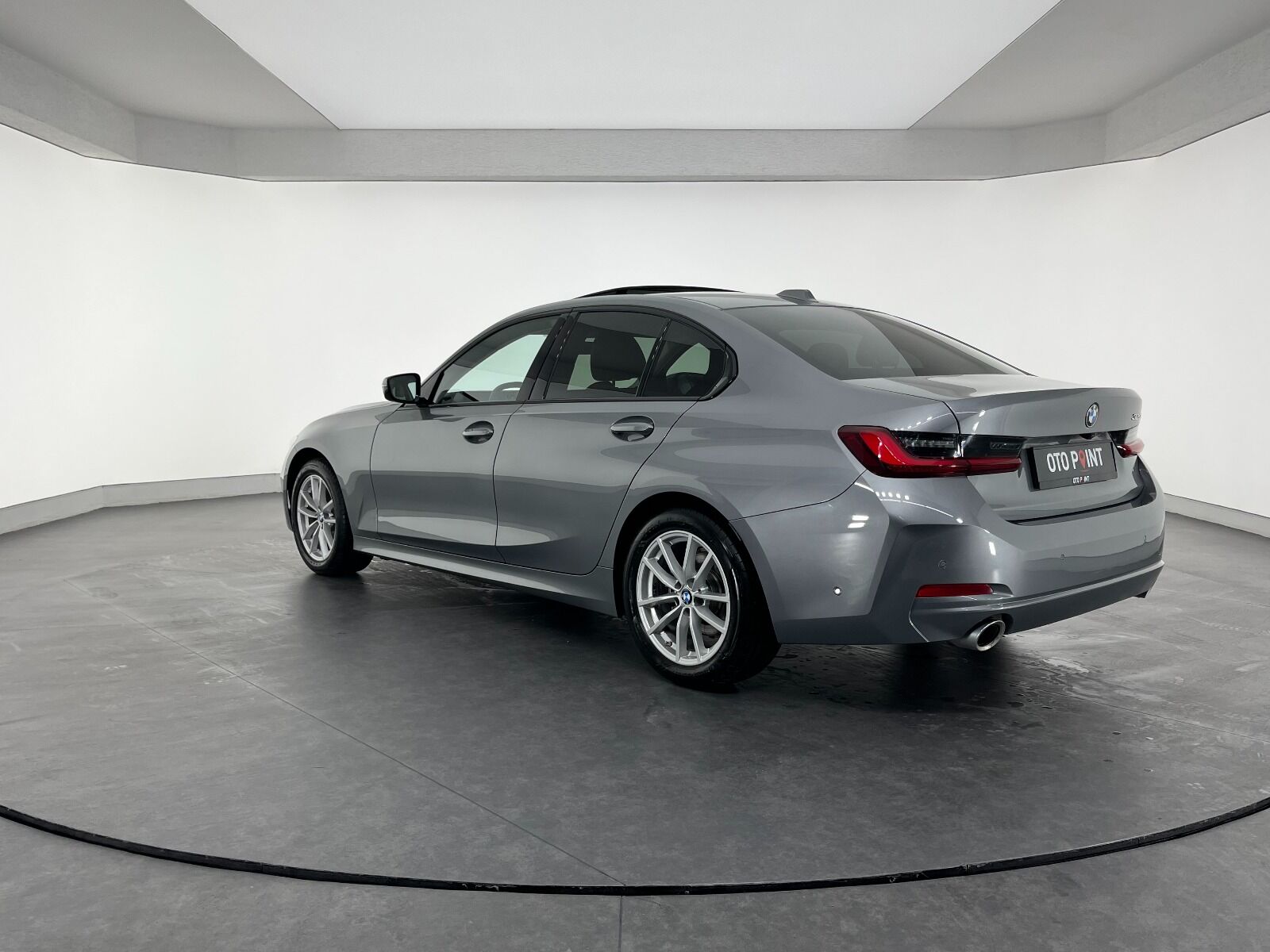 BMW 3 Serisi 320i Sport Line - 2025 - Detay