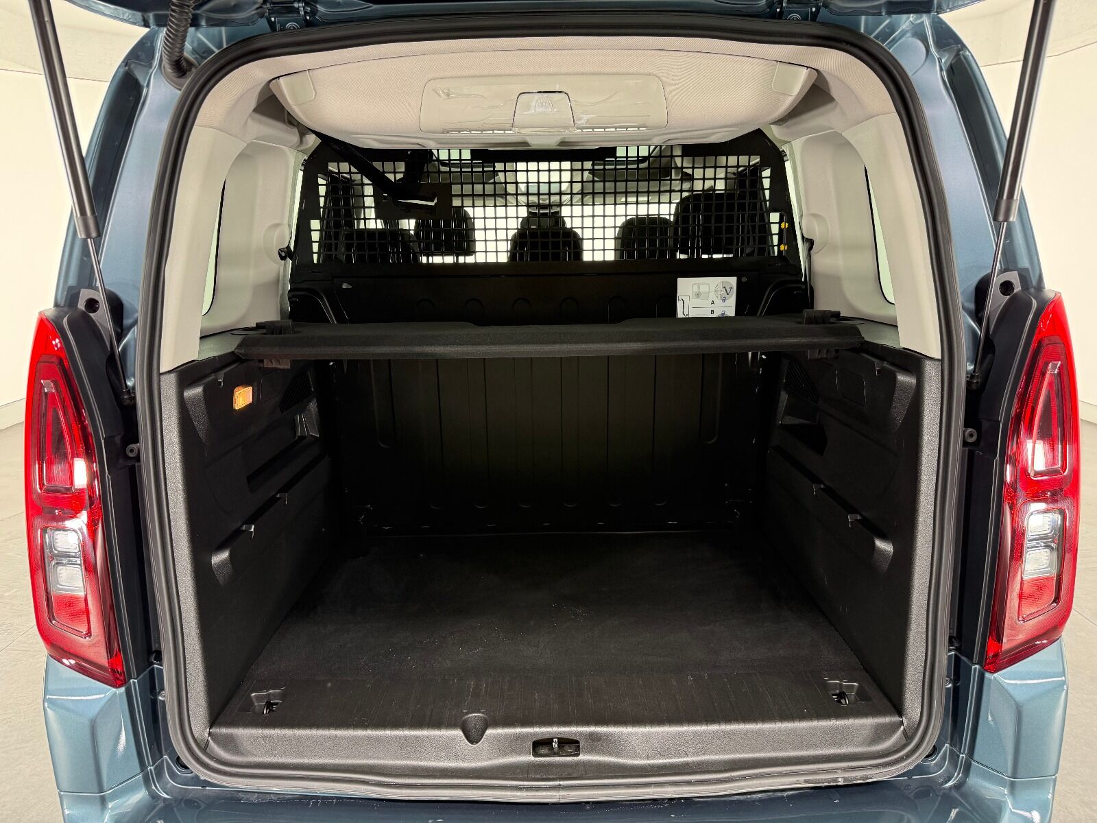 Fiat Doblo Combi 1.5 BlueHDİ Premio Plus - 2025 - Detay