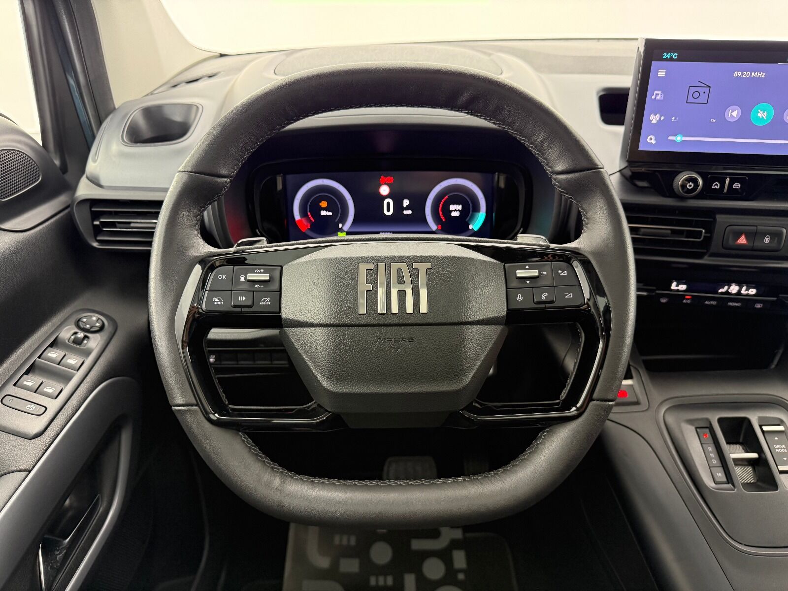 Fiat Doblo Combi 1.5 BlueHDİ Premio Plus - 2025 - Detay