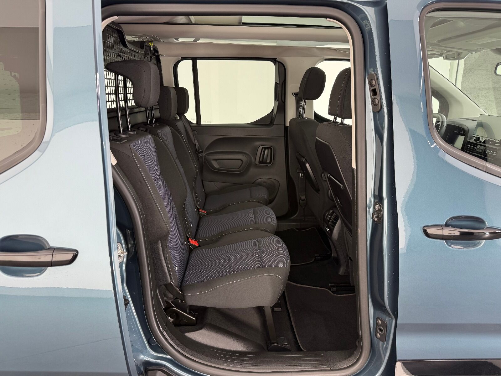 Fiat Doblo Combi 1.5 BlueHDİ Premio Plus - 2025 - Detay