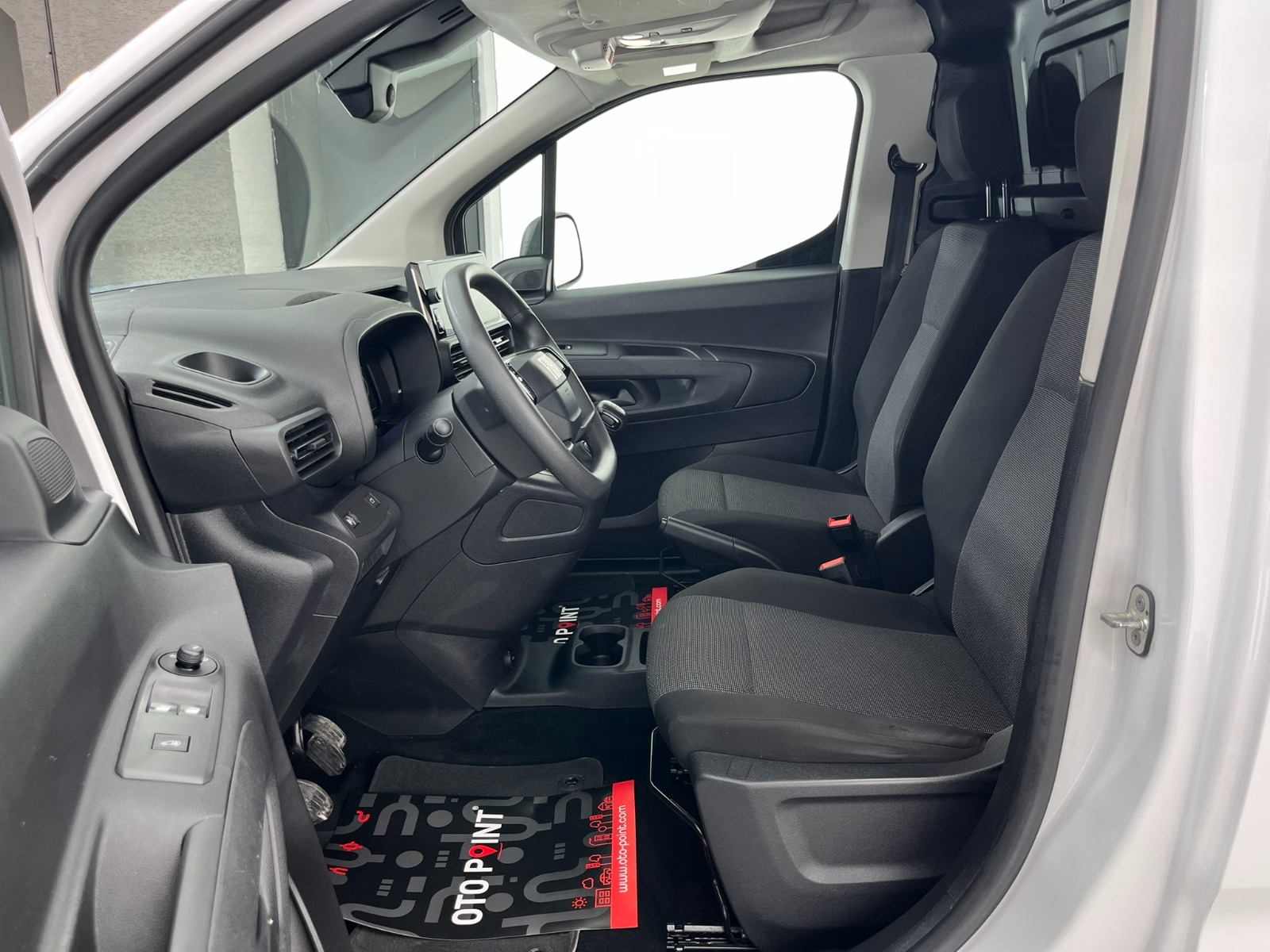 Fiat Doblo Cargo 1.5 BlueHDI Maxi - 2024 - Detay