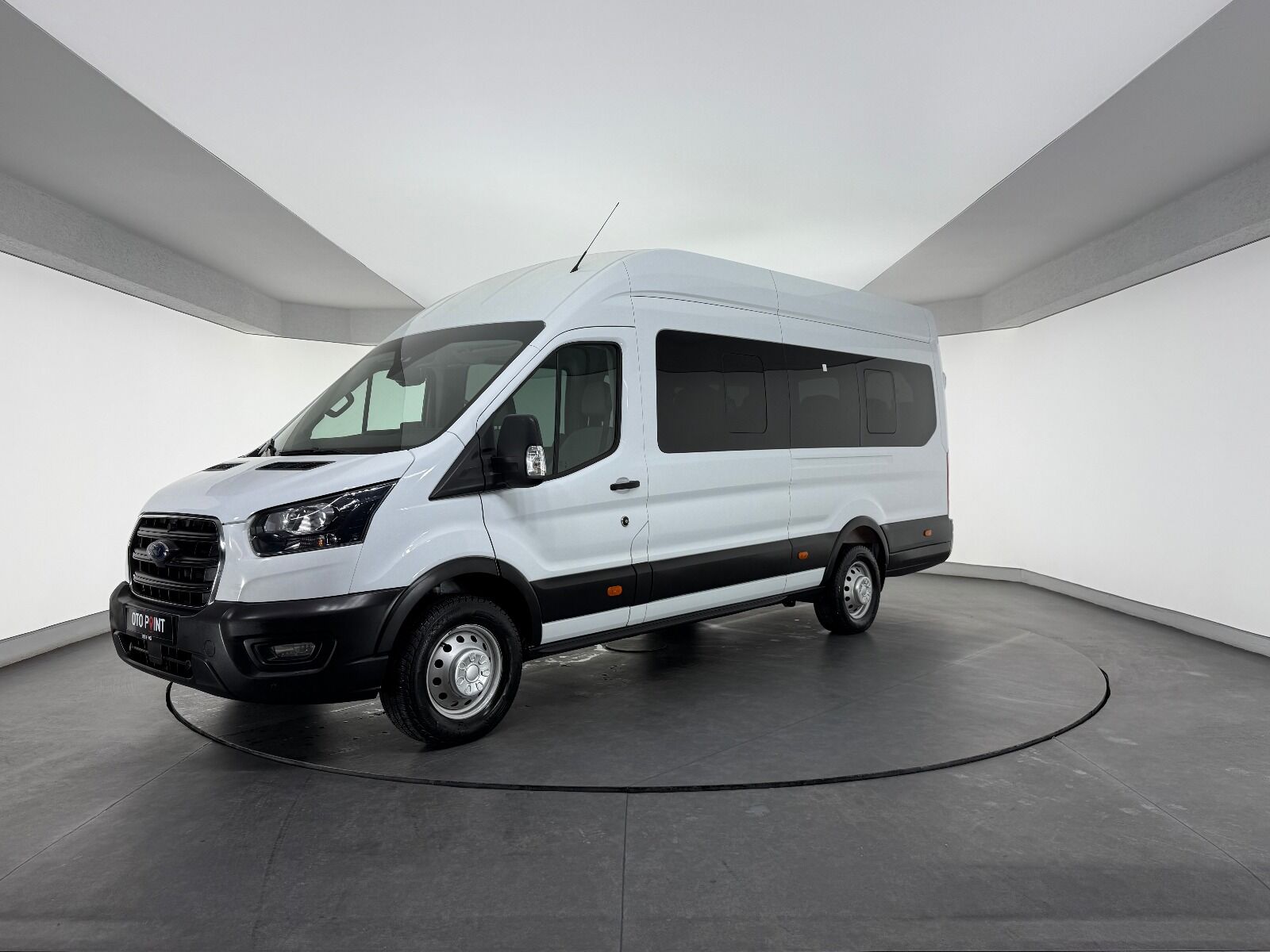 Ford Transit 2.0 EcoBlue 440 E Deluxe - 2022 - Detay