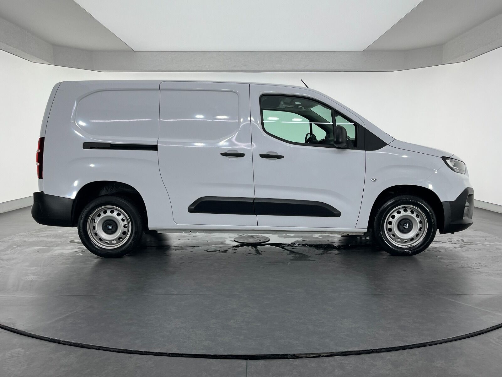 Fiat Doblo Cargo 1.5 BlueHDİ Maxi - 2024 - Detay