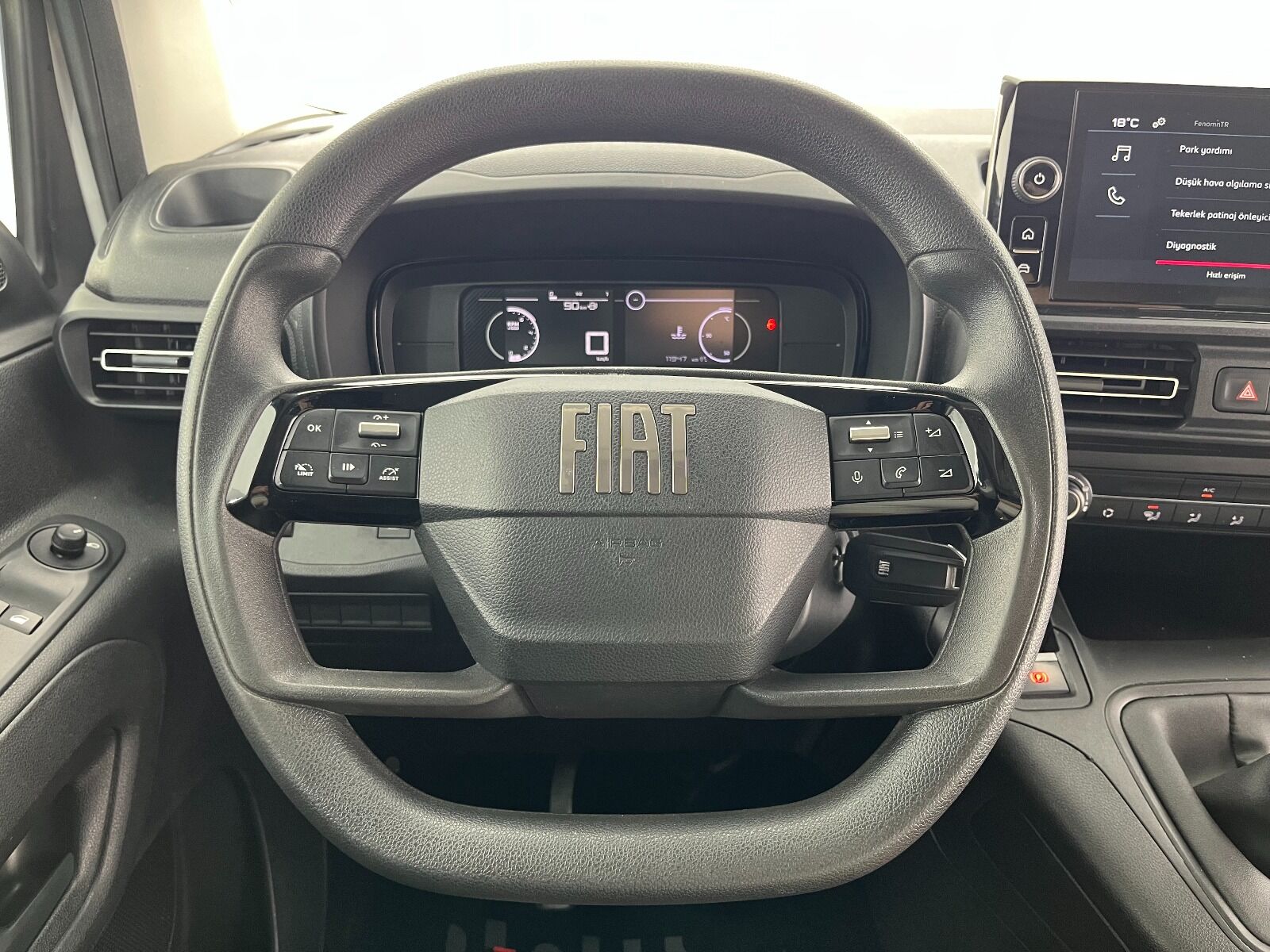 Fiat Doblo Cargo 1.5 BlueHDİ Maxi - 2024 - Detay