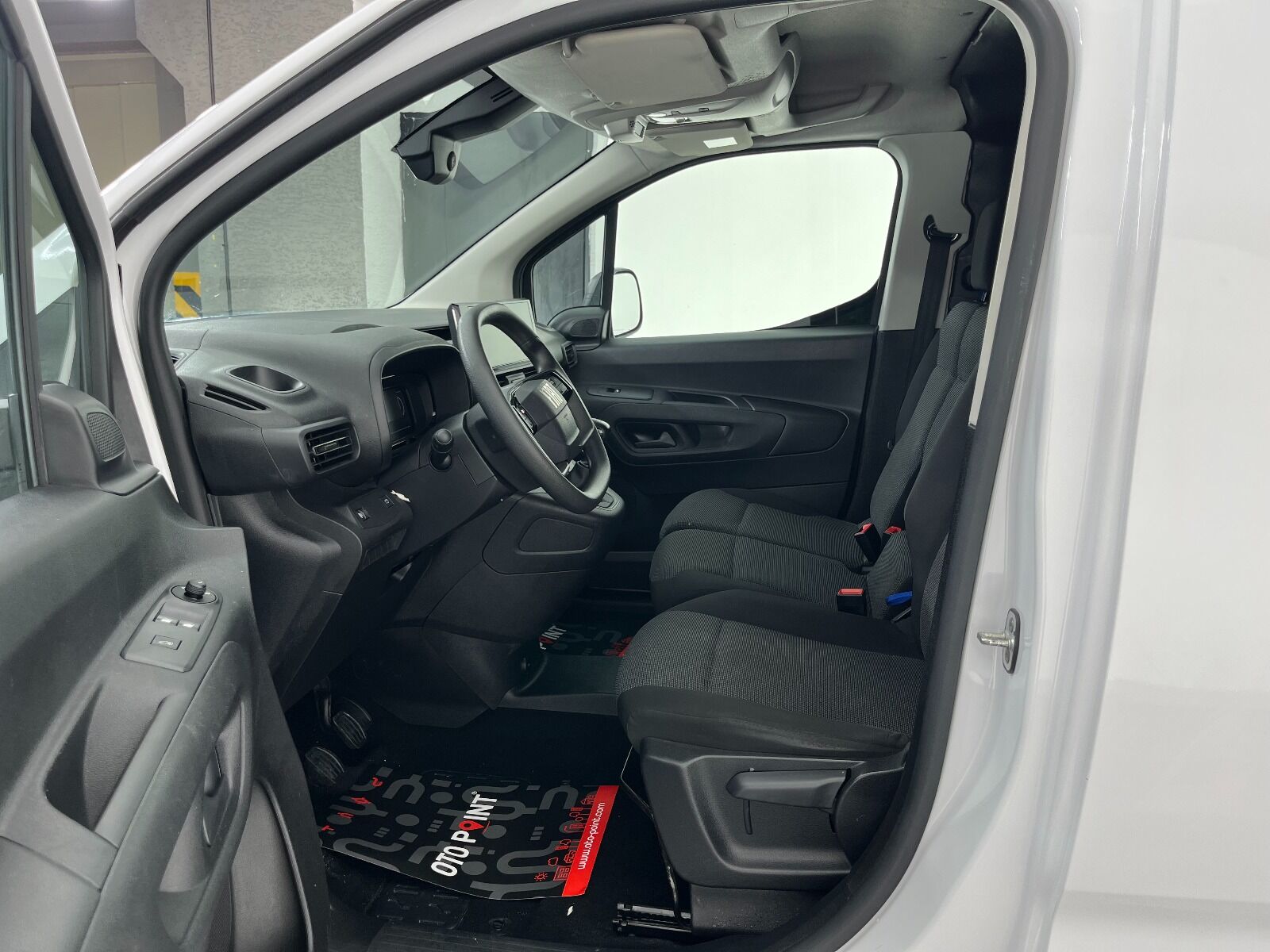 Fiat Doblo Cargo 1.5 BlueHDİ Maxi - 2024 - Detay