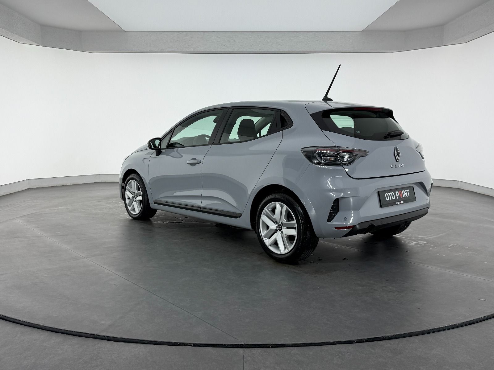 Renault Clio 1.0 TCE Evolution X-Tronic - 2026 - Detay