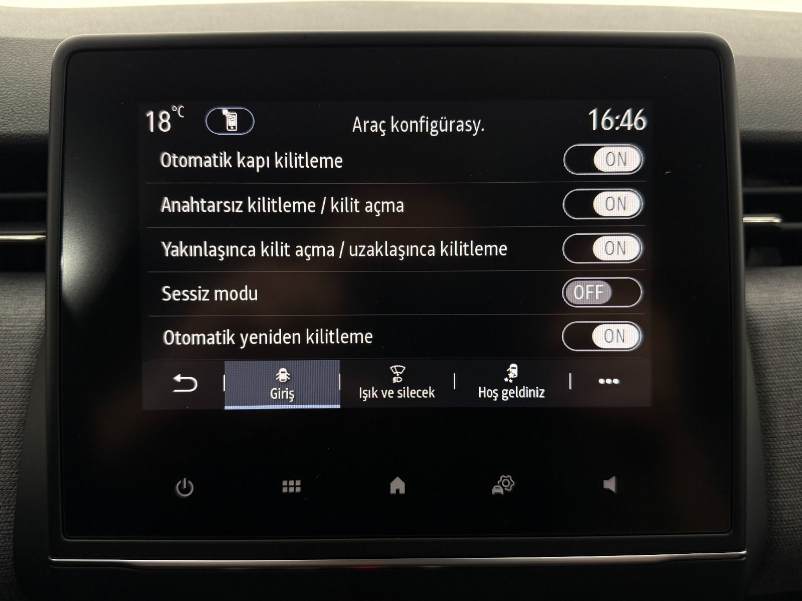 Renault Clio 1.0 TCE Evolution X-Tronic - 2026 - Detay