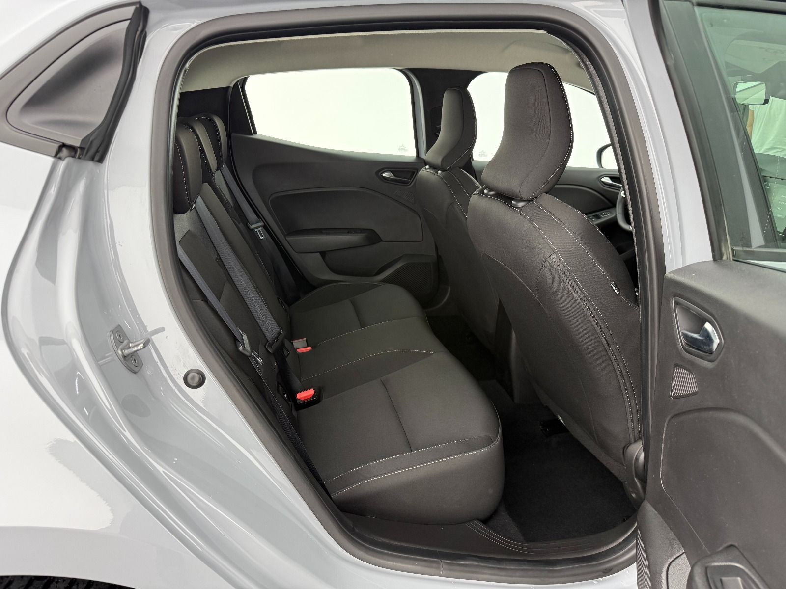 Renault Clio 1.0 TCE Evolution X-Tronic - 2026 - Detay