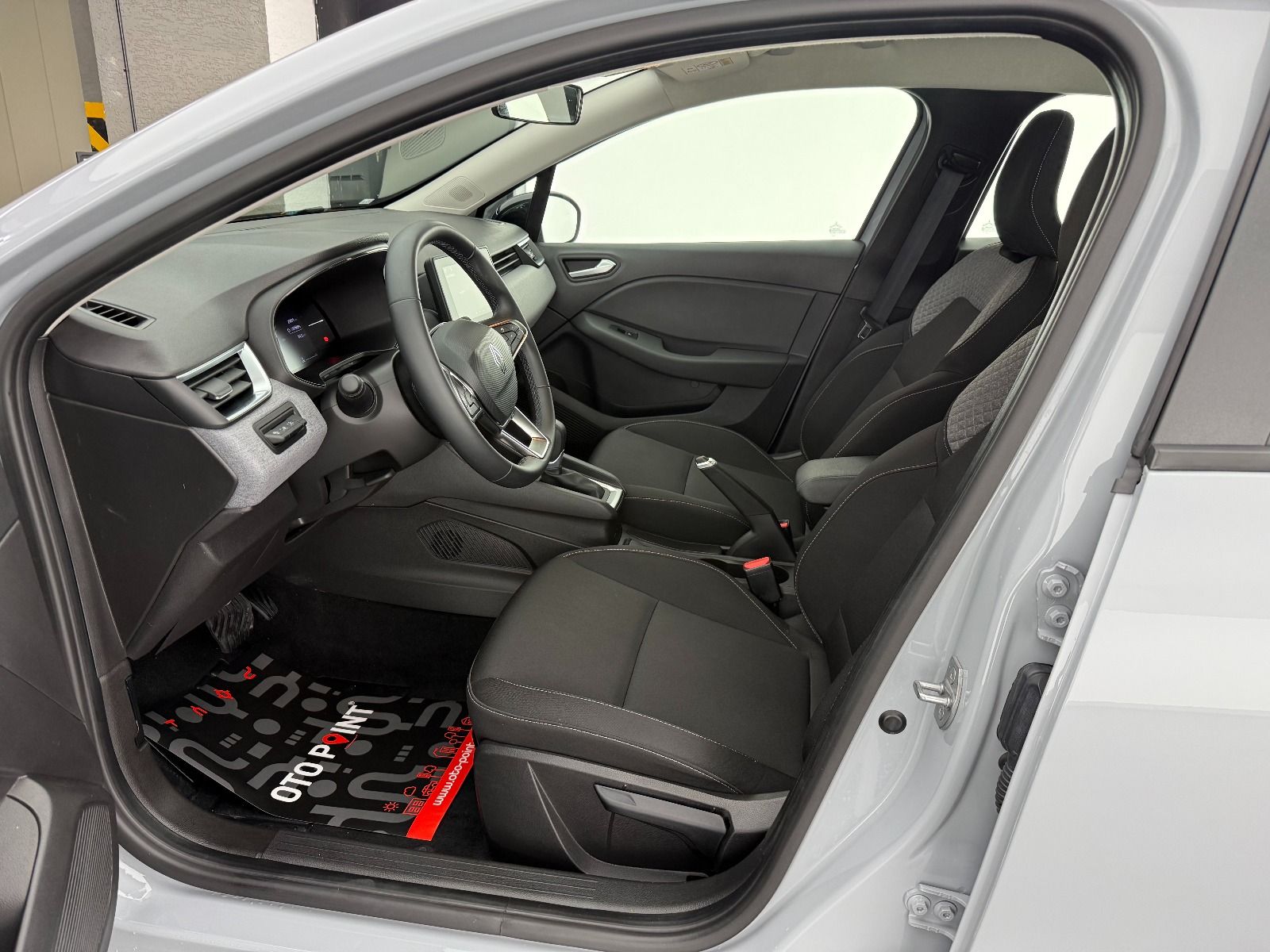 Renault Clio 1.0 TCE Evolution X-Tronic - 2026 - Detay