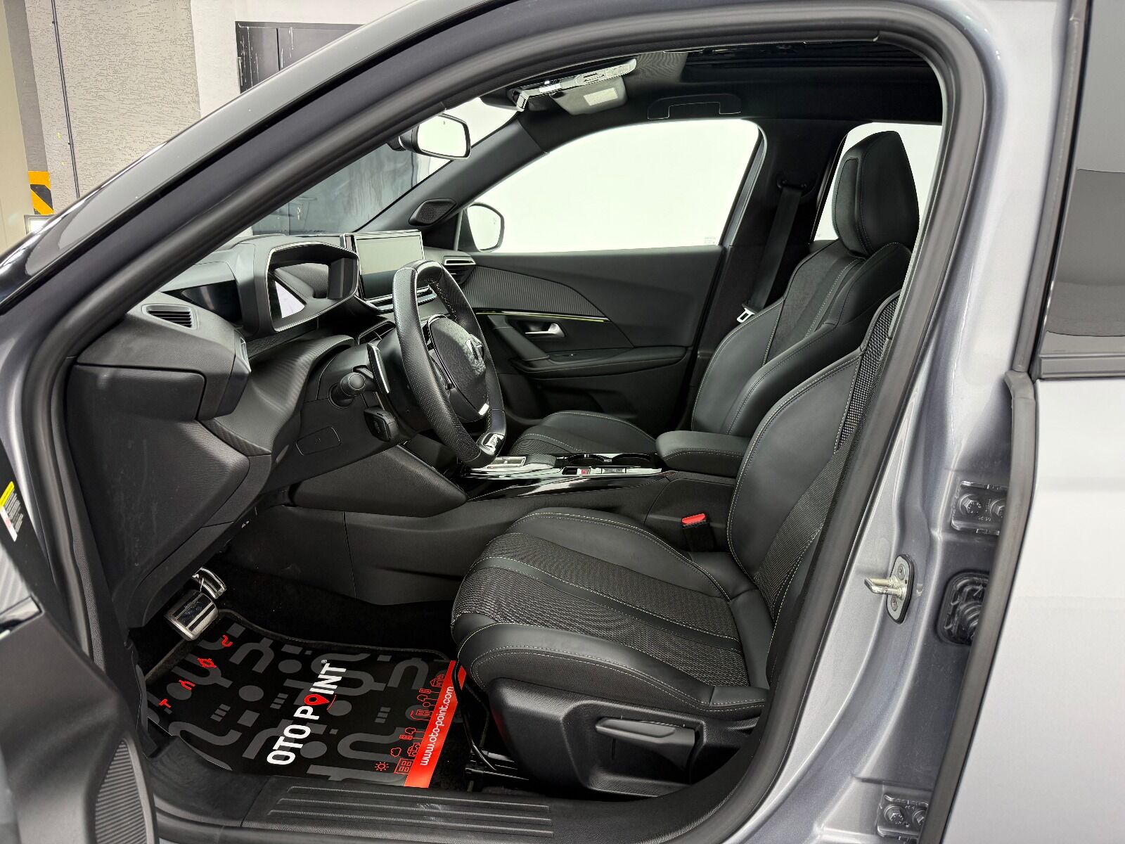Peugeot 2008 1.2 PureTech GT EAT8 - 2025 - Detay