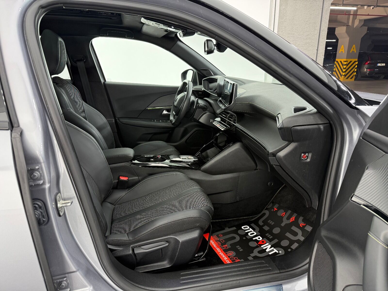 Peugeot 2008 1.2 PureTech GT EAT8 - 2025 - Detay