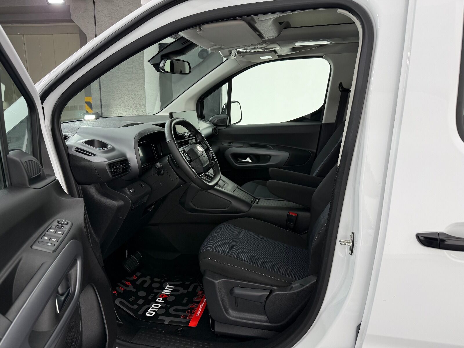 Fiat Doblo Combi 1.5 BlueHDİ Premio Plus - 2025 - Detay