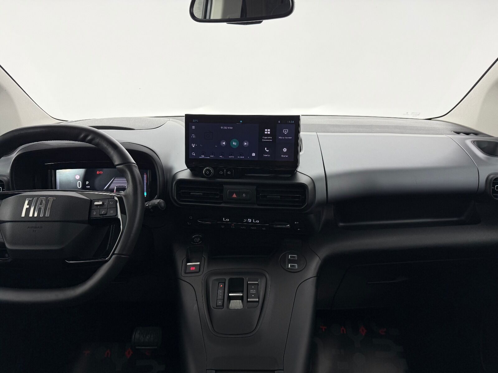 Fiat Doblo Combi 1.5 BlueHDİ Premio Plus - 2025 - Detay