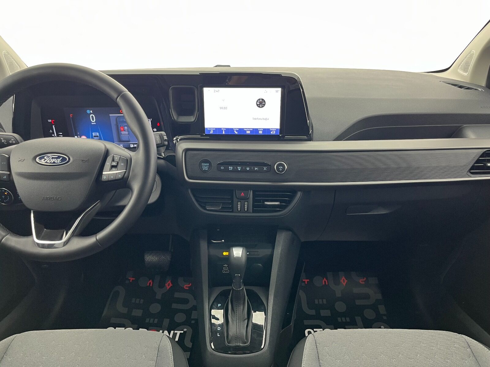 Ford Tourneo Courier 1.0L Ecoboost Titanium - 2025 - Detay