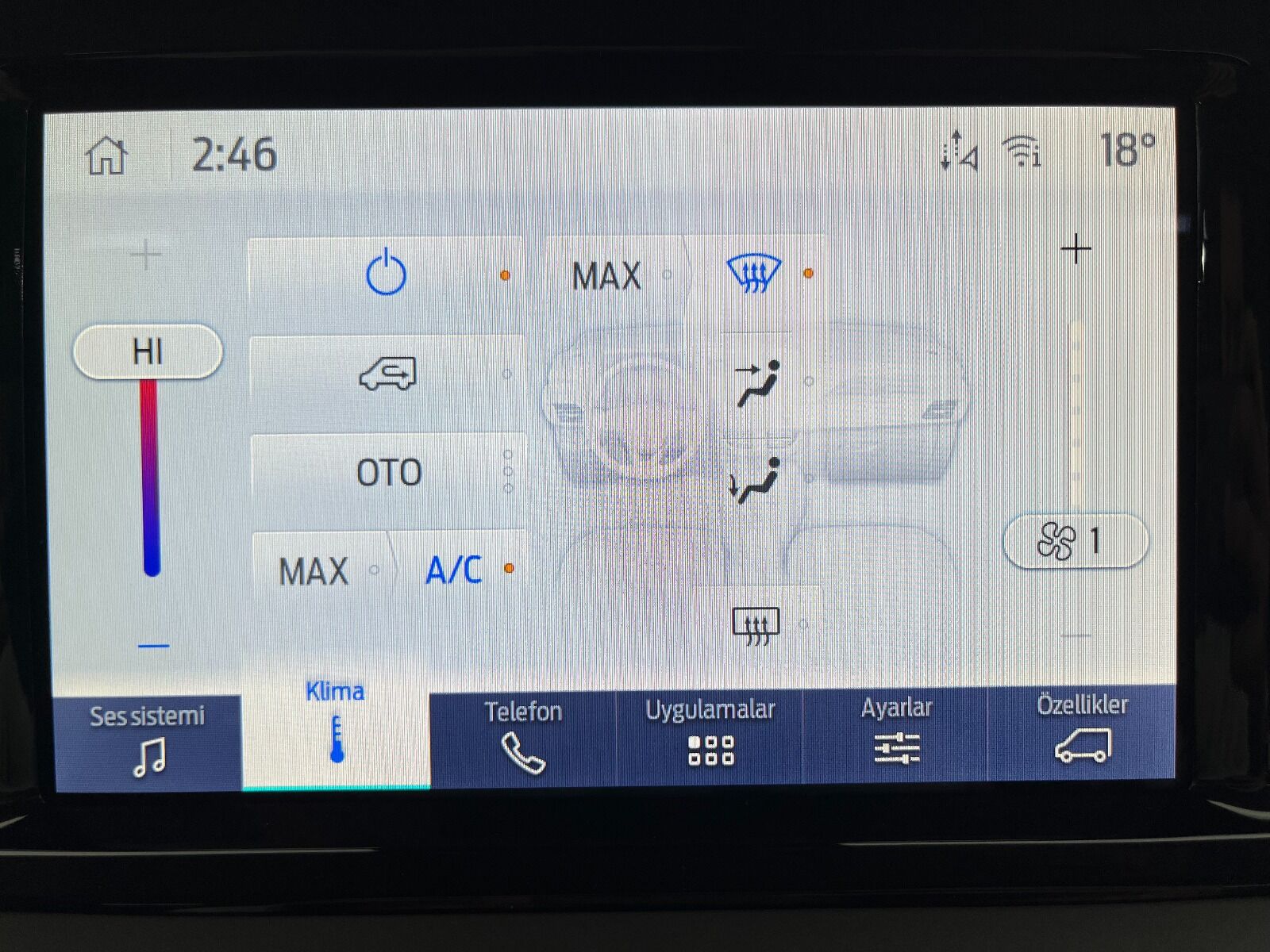 Ford Tourneo Courier 1.0L Ecoboost Titanium - 2025 - Detay