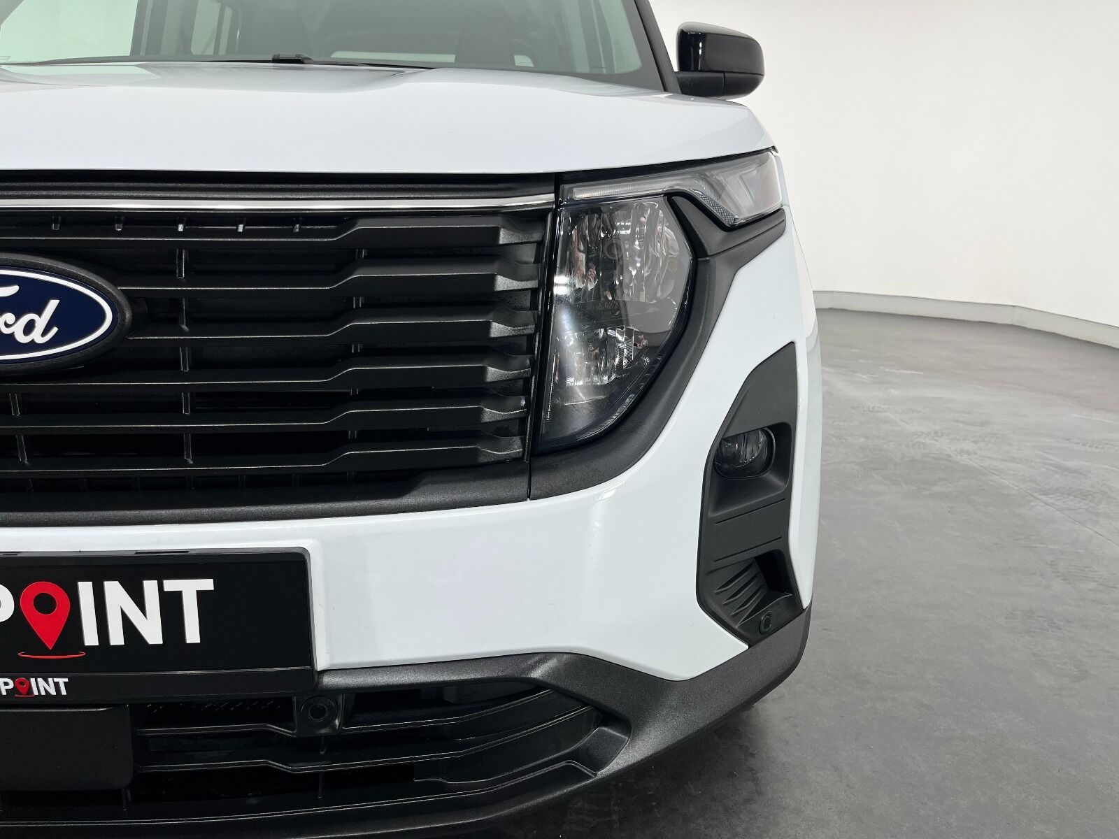 Ford Tourneo Courier 1.0L Ecoboost Titanium - 2025 - Detay