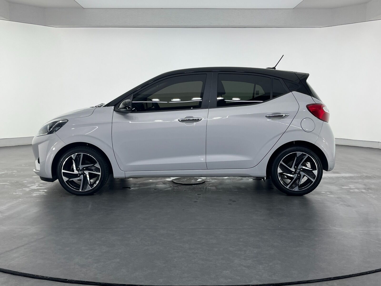 Hyundai i10 1.2 MPI Elite Çift Renk - 2023 - Detay