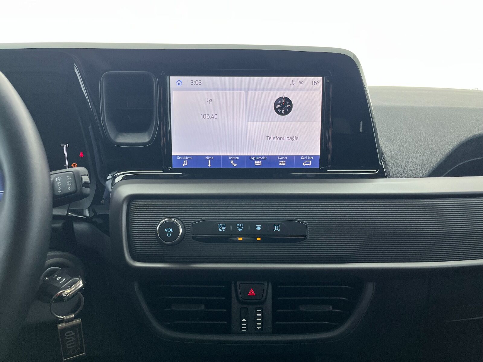 Ford Tourneo Courier Kombi 1.5 EcoBlue Deluxe - 2025 - Detay