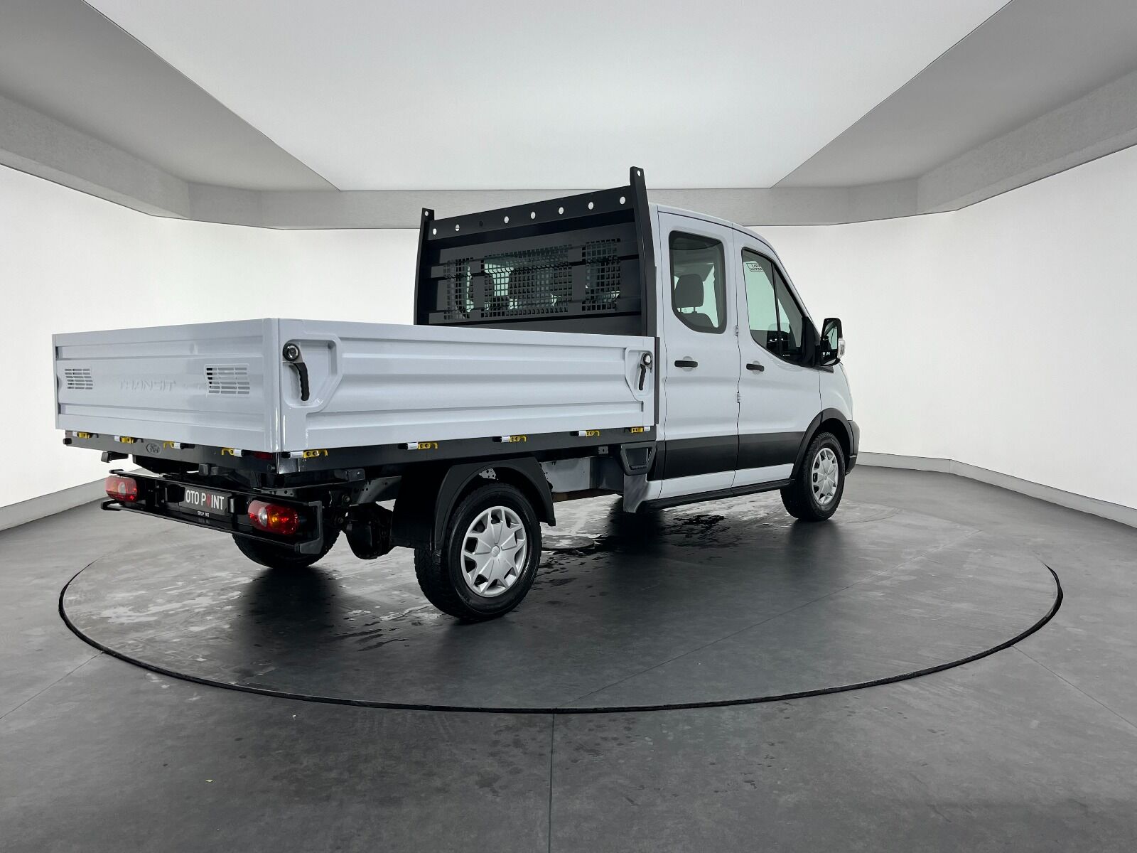 Ford Transit 350 M Çift Kabin - 2023 - Detay