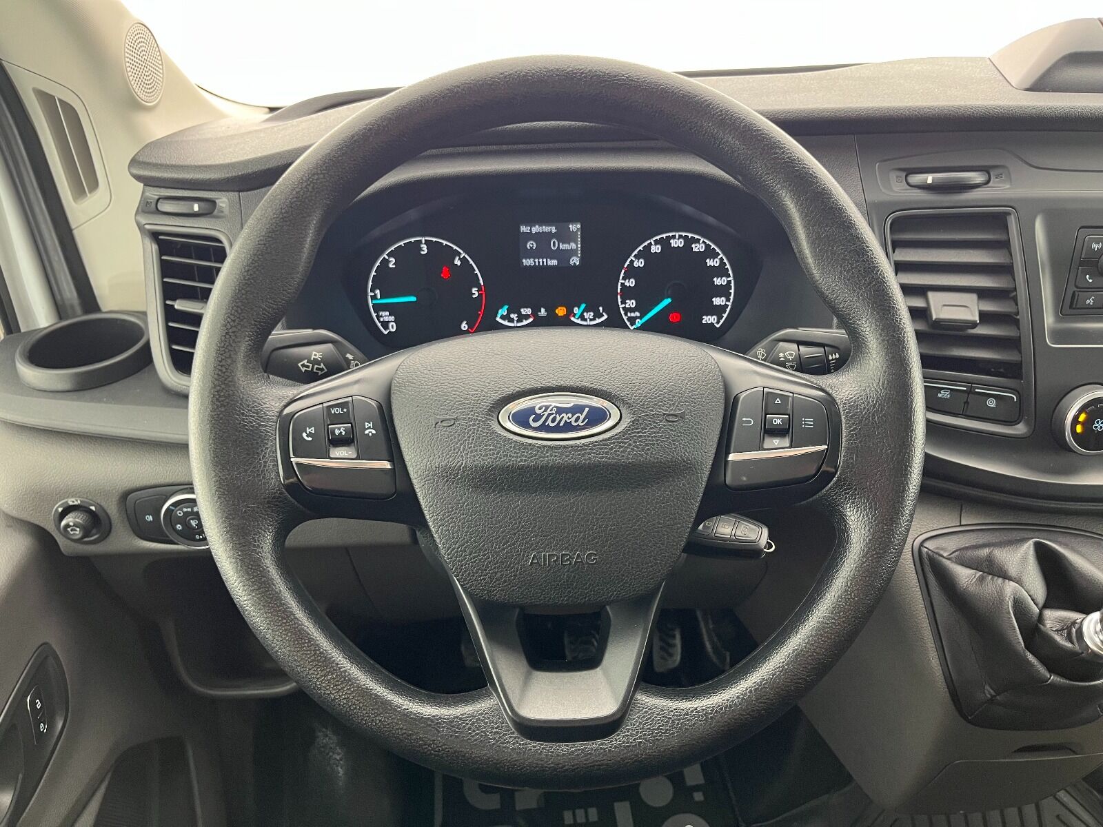 Ford Transit 350 M Çift Kabin - 2023 - Detay