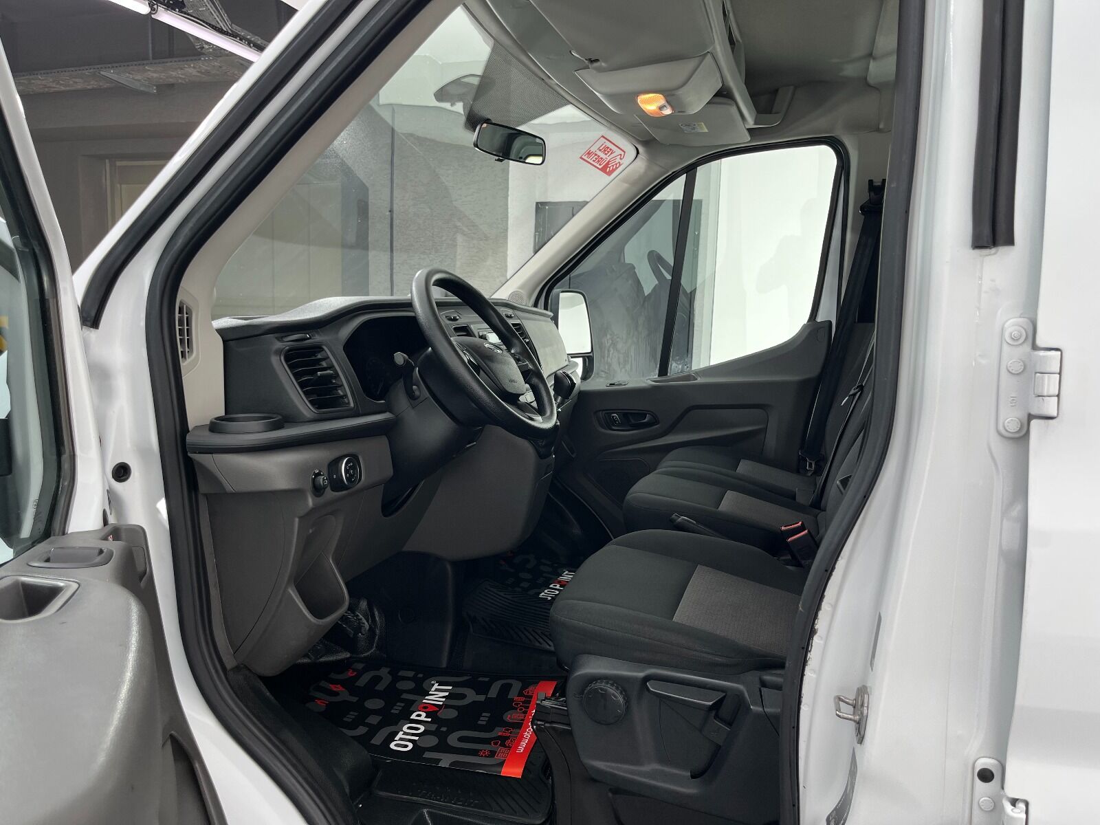 Ford Transit 350 M Çift Kabin - 2023 - Detay