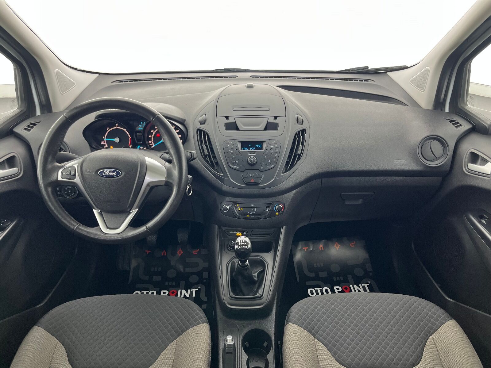 Ford Tourneo Courier 1.5 TDCI Deluxe - 2023 - Detay